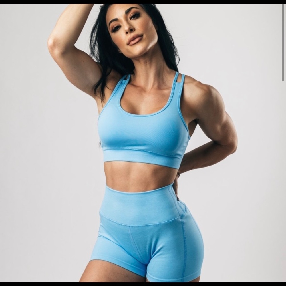 Alphalete Revival Sports Bra